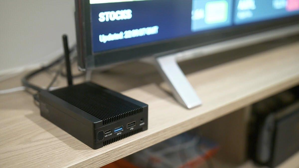 ScreenCloud Article - Which are the Best Digital Signage Media Players?